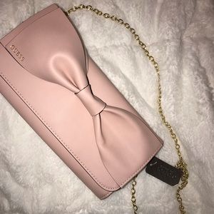 Guess chain wallet
